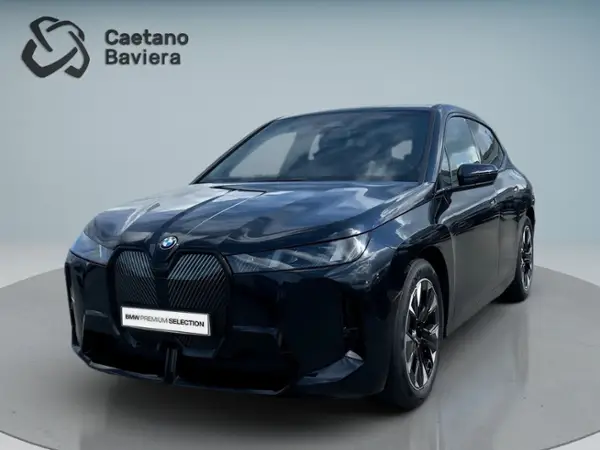BMW iX